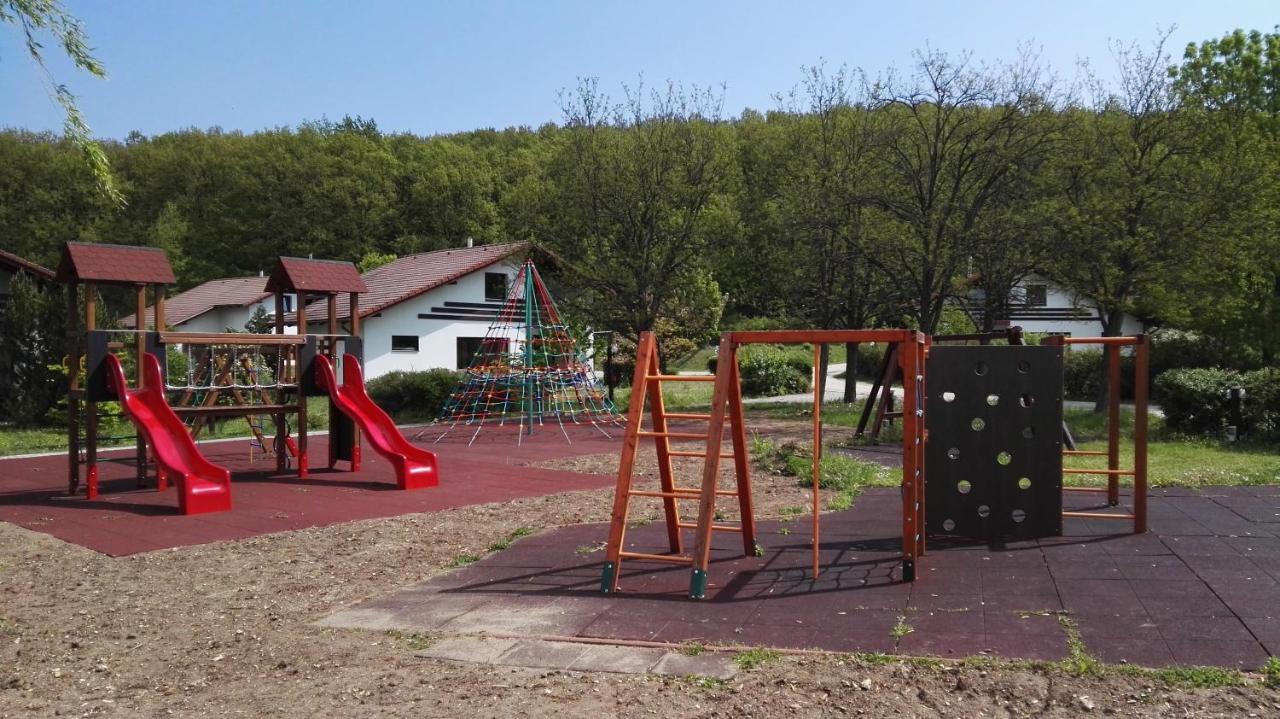 Villapark Vargesztes Luaran gambar